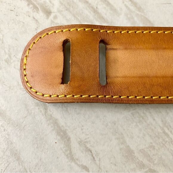 LOUIS VUITTON Shoulder Pad LV2 - Picture 6 of 6